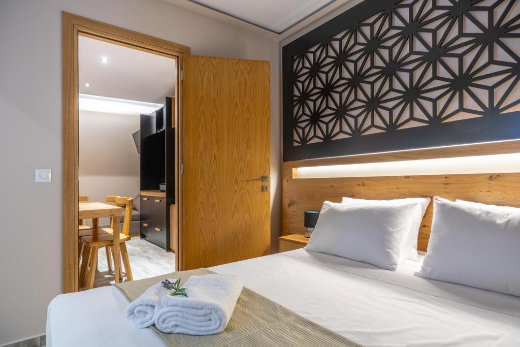 Zama Suites Zakynthos Town Exterior photo